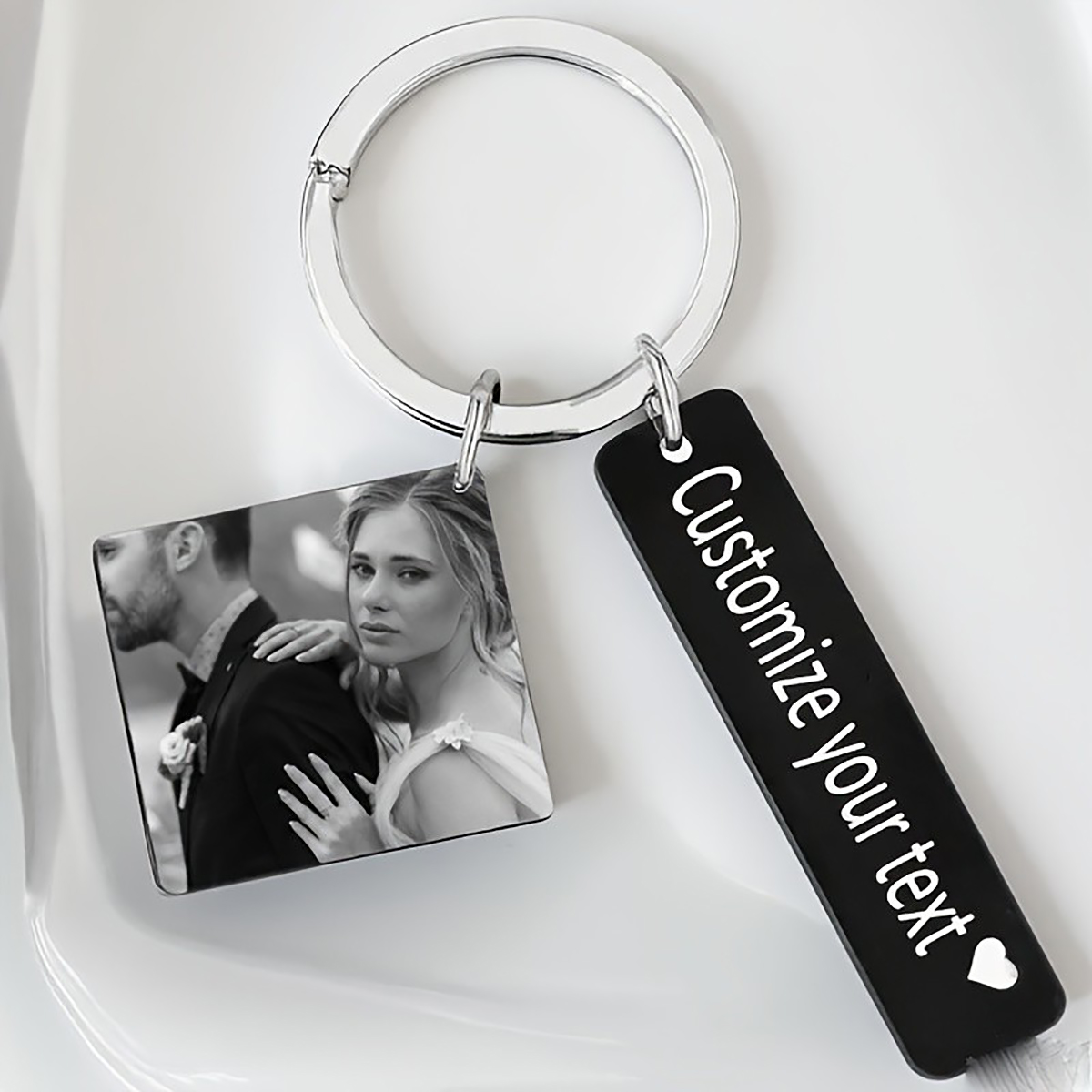 Персонализированный брелок для – обзор и цена Initial Ring Custom